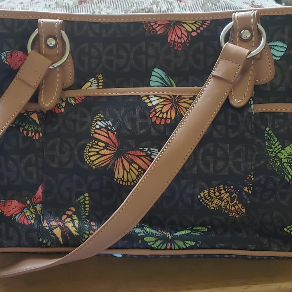 Gianna Butterfly 🦋 Purse 👜 - Picture 3 of 17